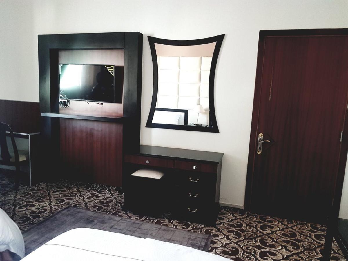 Dama Hotel Duba Luaran gambar